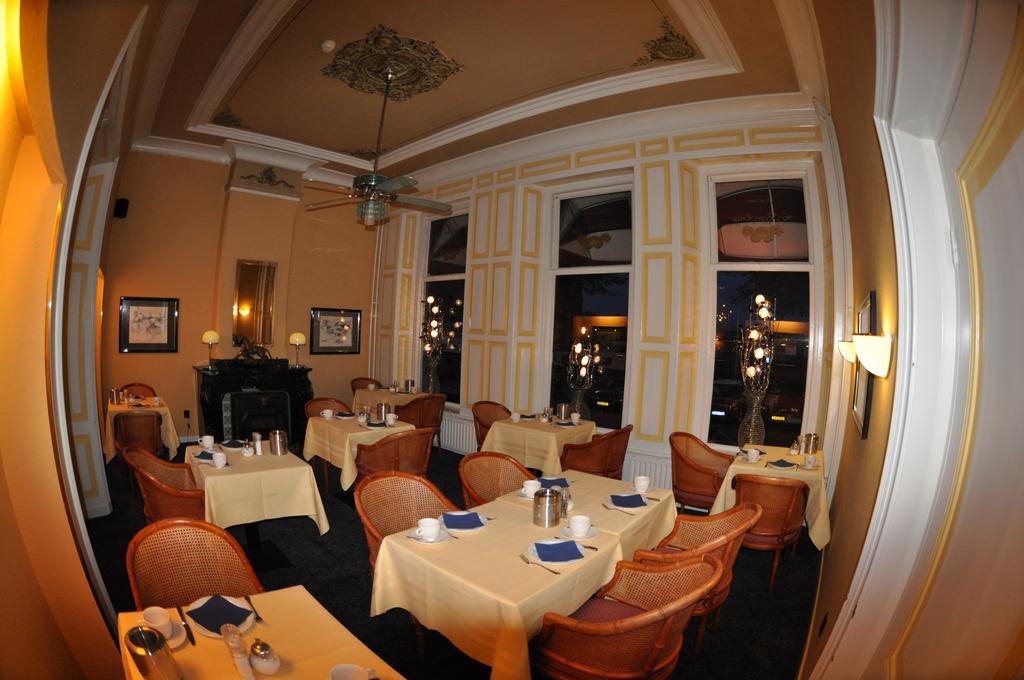 Budget Hotel Le Beau Rivage Мидълбург Екстериор снимка