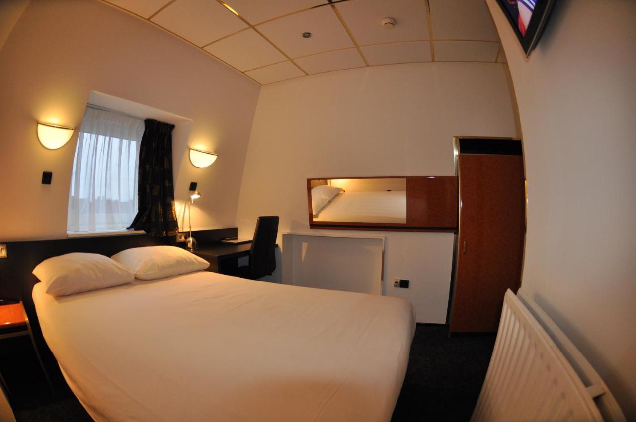 Budget Hotel Le Beau Rivage Мидълбург Екстериор снимка