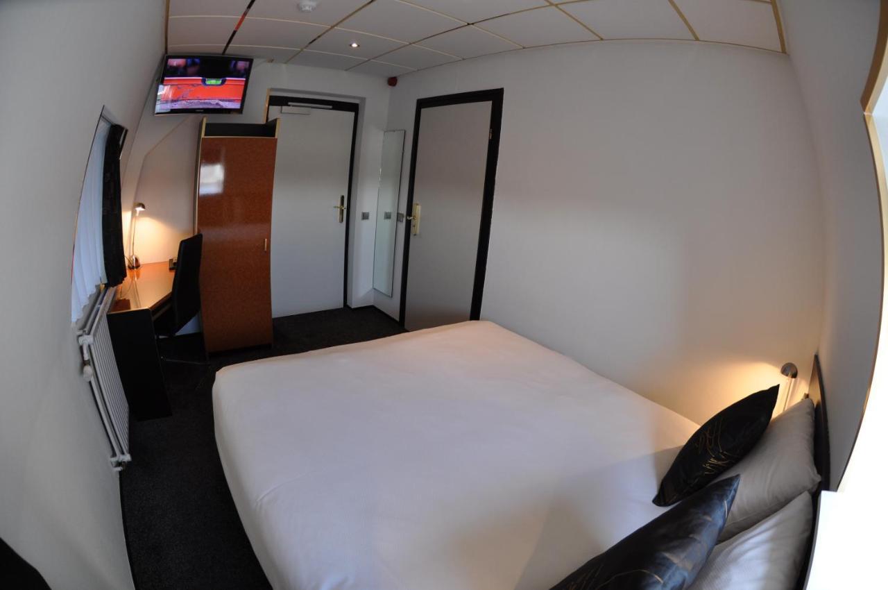 Budget Hotel Le Beau Rivage Мидълбург Екстериор снимка